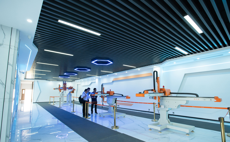 裝備制造展廳(圖2)